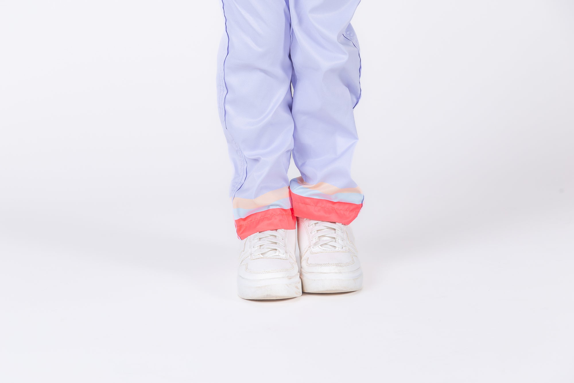 PANTALON BOTA ANCHA NIÑA LILAC