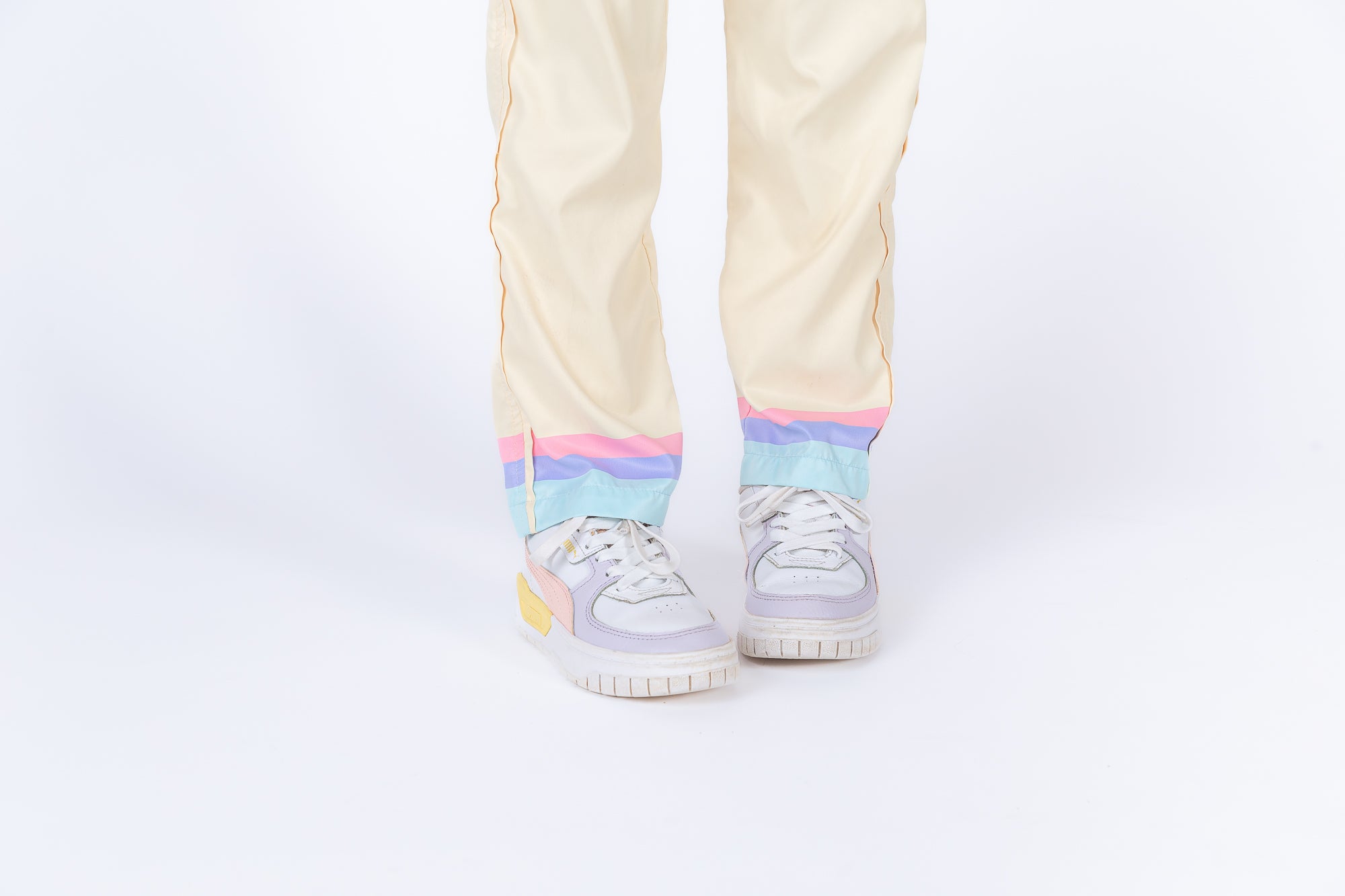 PANTALON BOTA ANCHA NIÑA BANANA