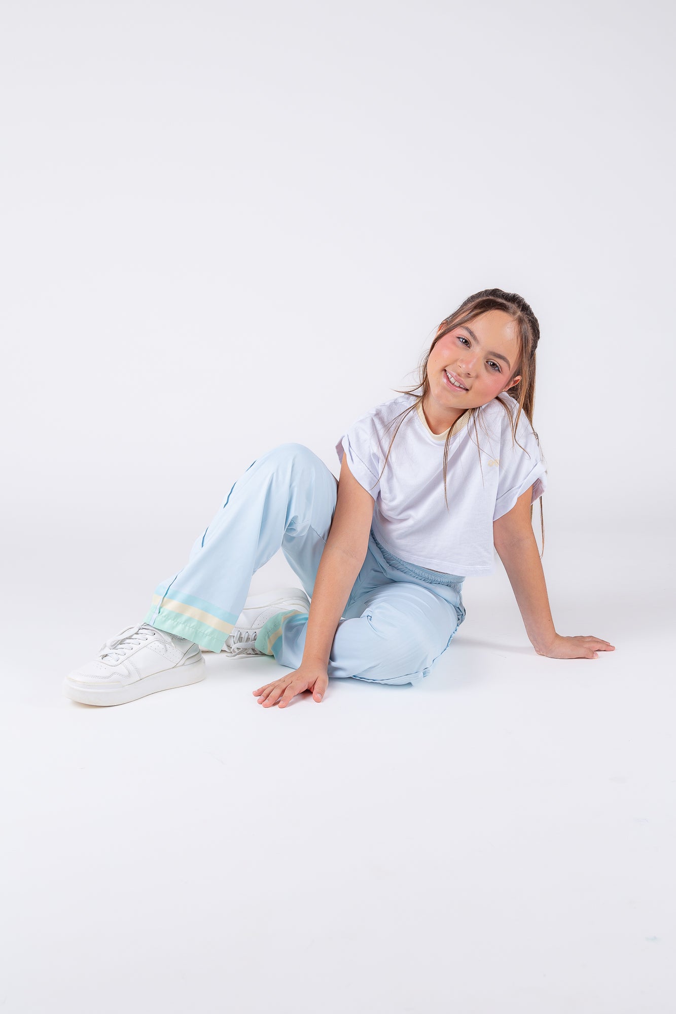PANTALON BOTA ANCHA NIÑA IRIS